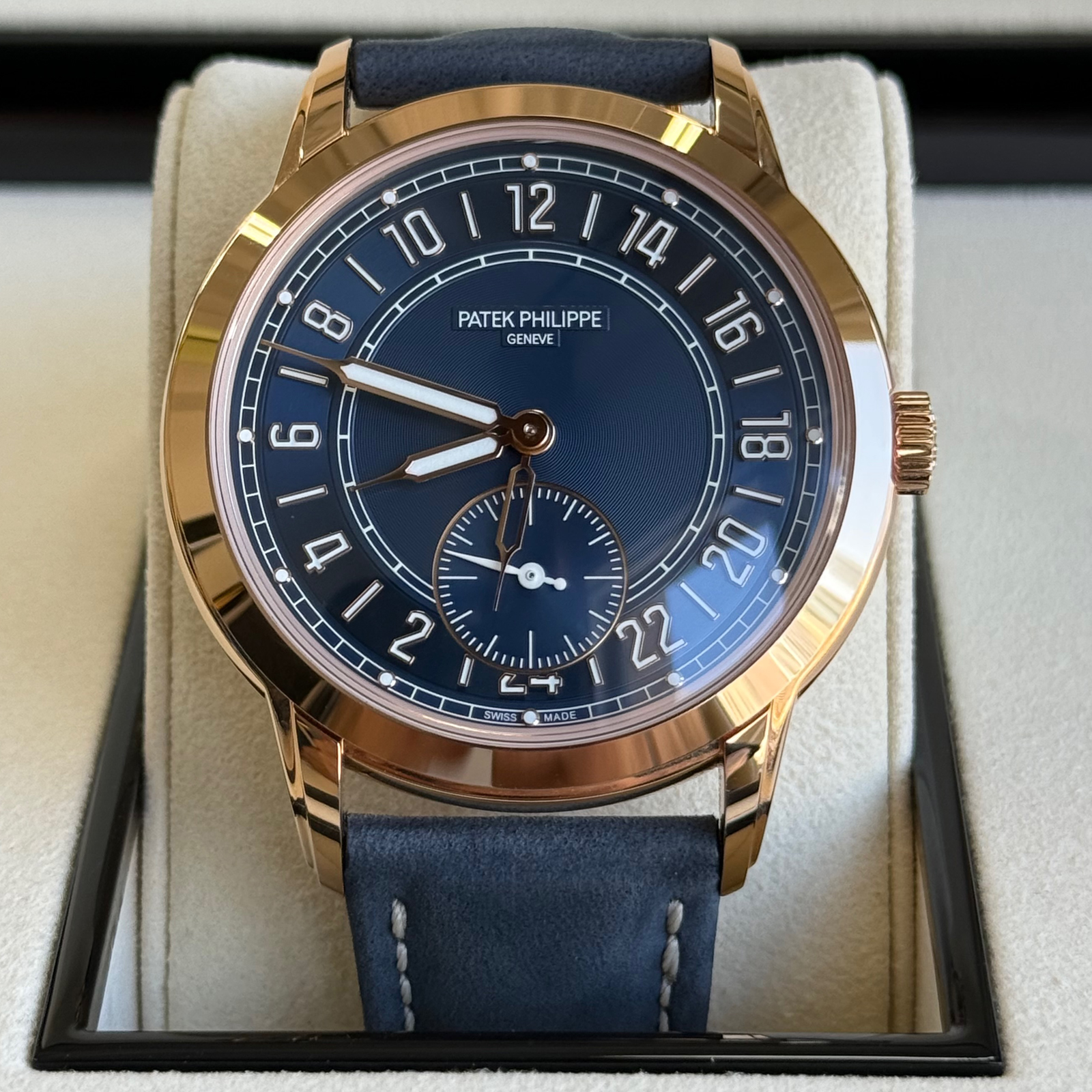 Patek Philippe Calatrava 5224R Blue – 2023