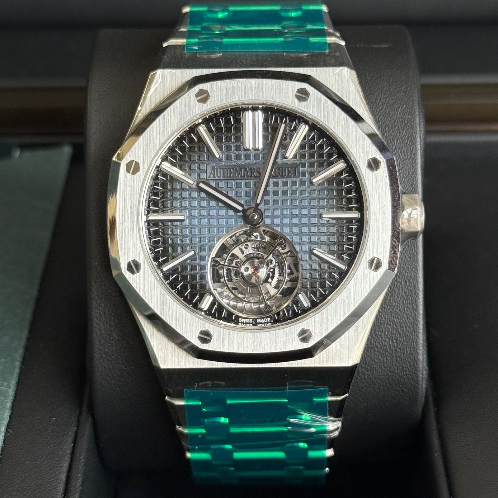 Audemars Piguet Royal Oak Selfwinding Flying Tourbillon 26730ST – 2023