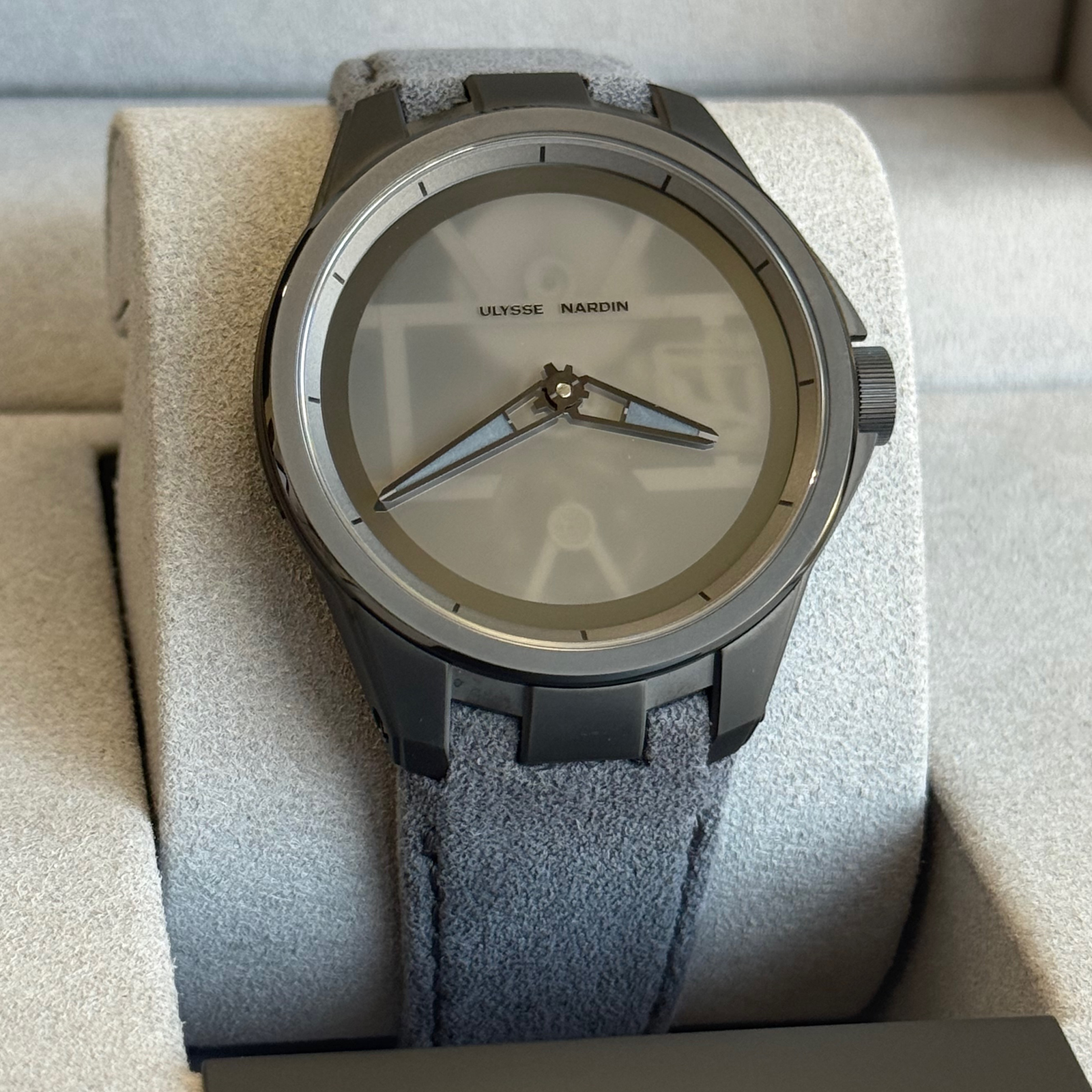 Ulysse Nardin Blast Amoureuxpeintre 3713-260LE-9A-SEVER/0A – 2026