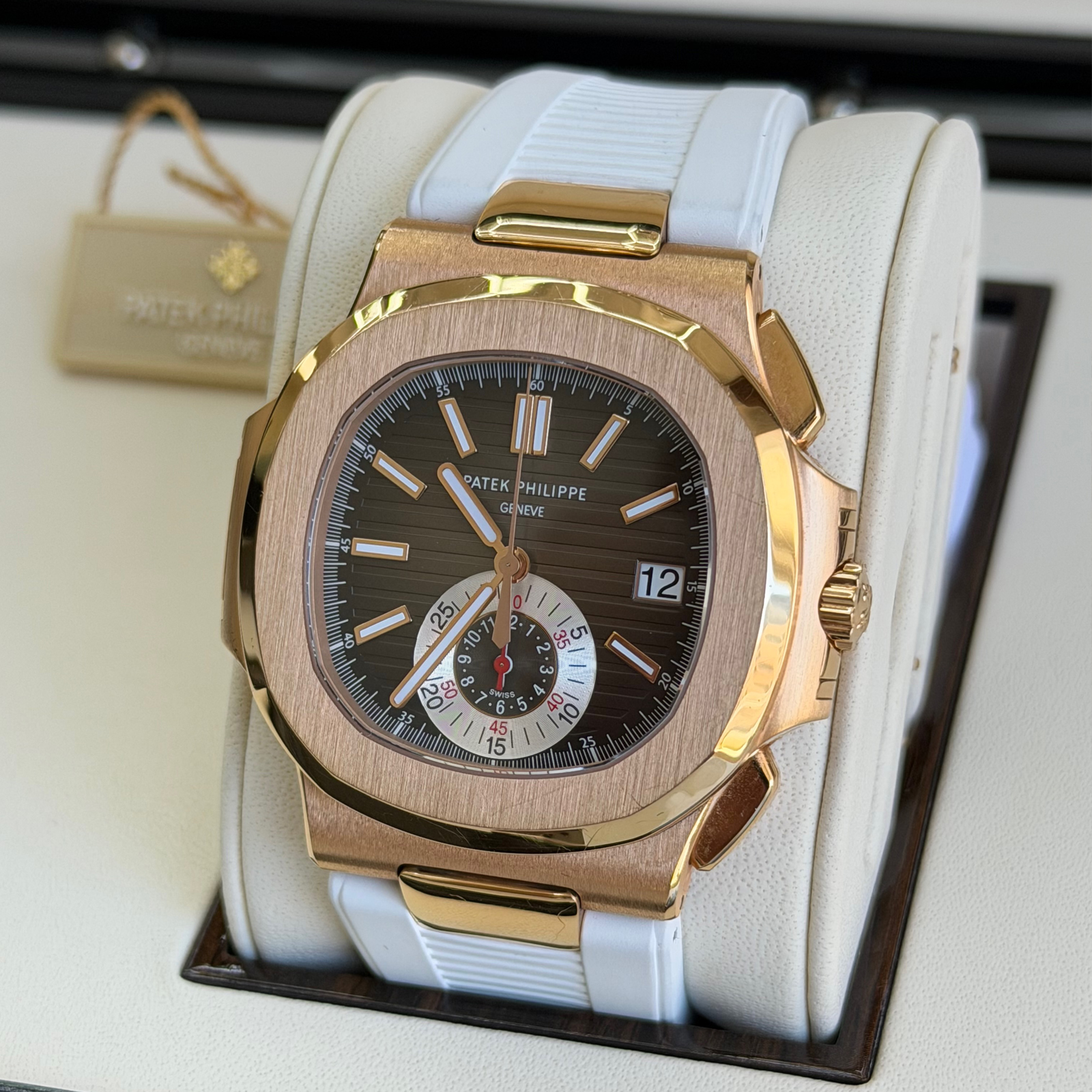 Patek Philippe Nautilus Chronograph 5980R-001 — 2016 - Image 3
