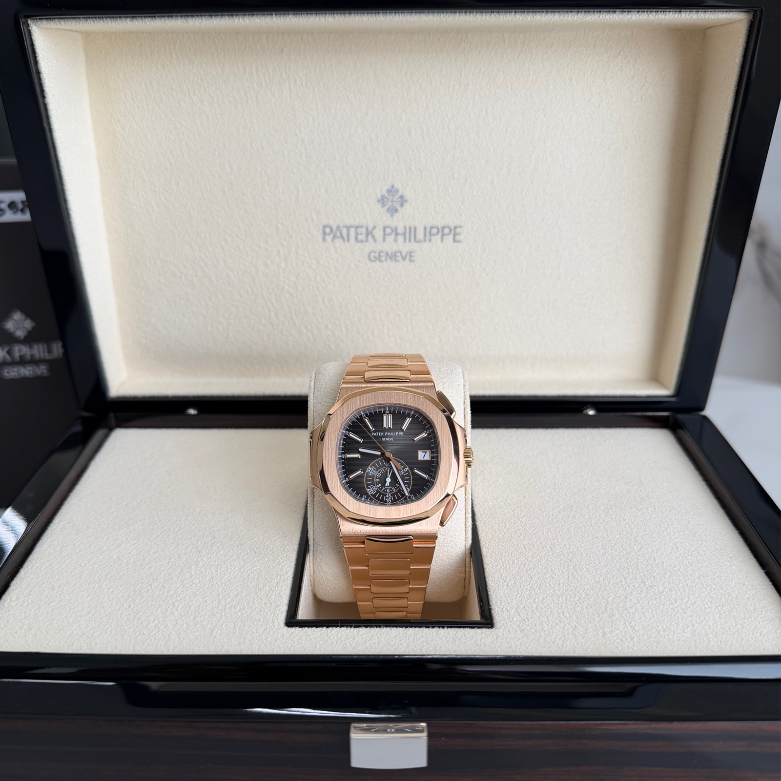 Patek Philippe Nautilus 5980/1R – 2016 - Image 6