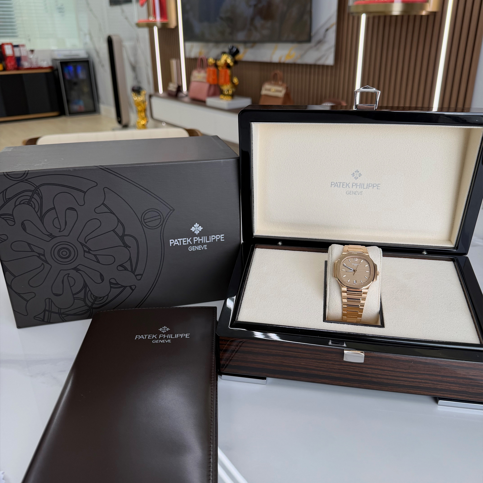Patek Philippe Nautilus 7118/1R – 2024 - Image 5