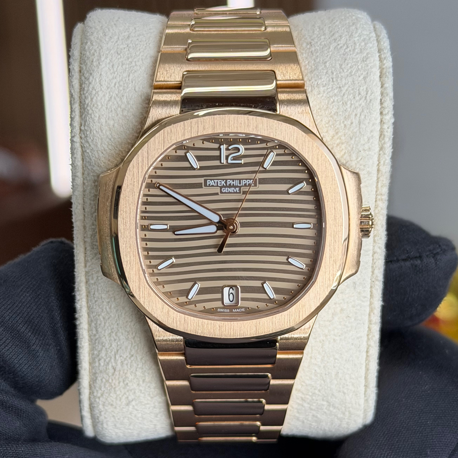 Patek Philippe Nautilus 7118/1R – 2024 - Image 7