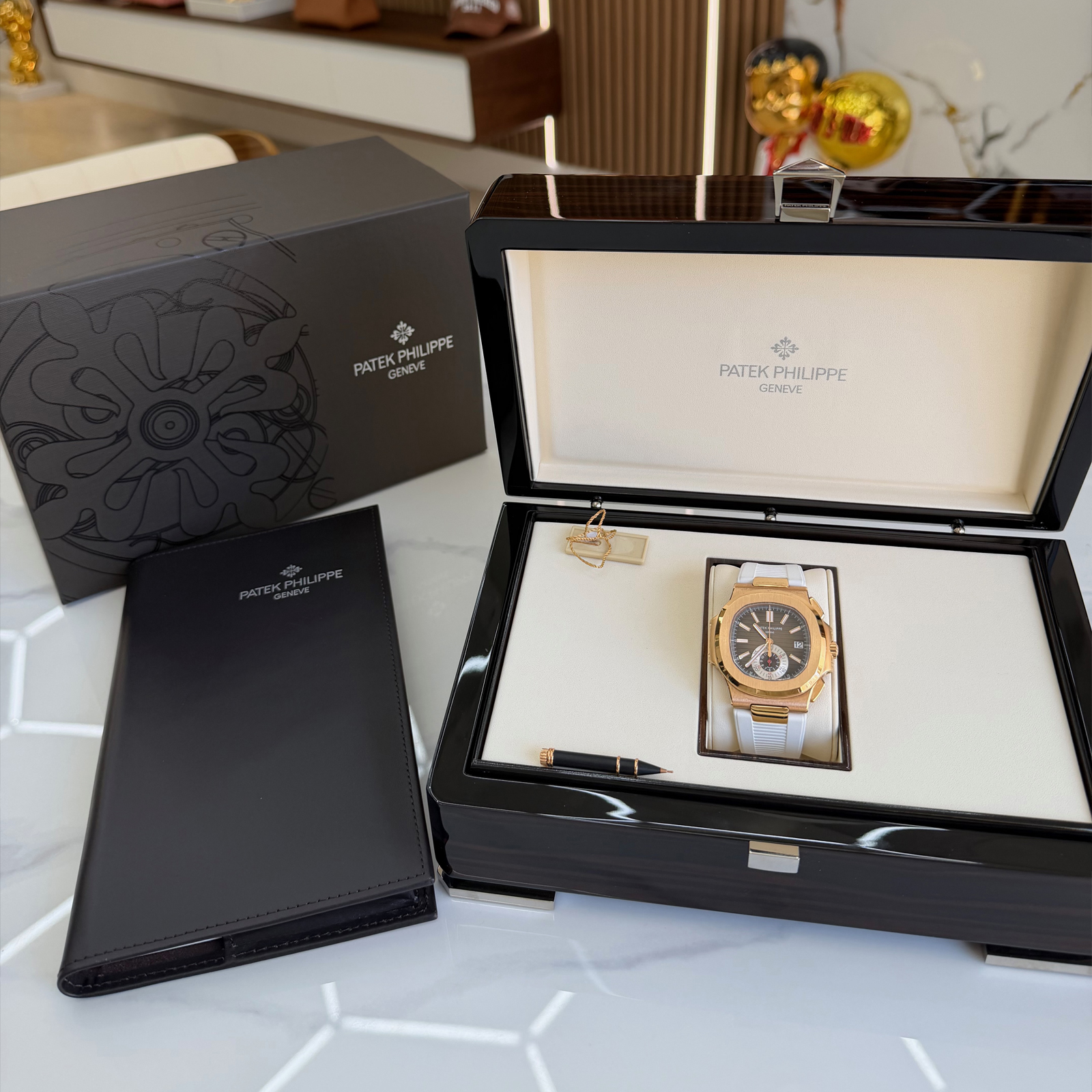 Patek Philippe Nautilus Chronograph 5980R-001 — 2016 - Image 7