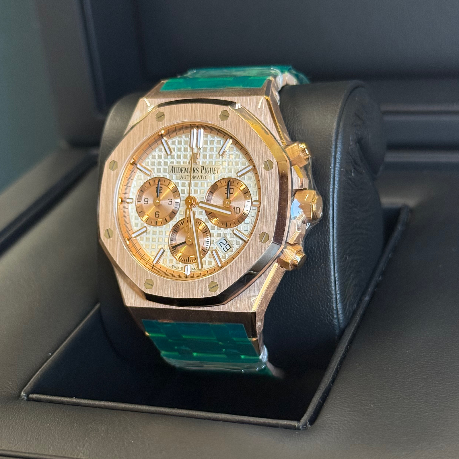 Audemars Piguet Royal Oak Chronograph - Image 5