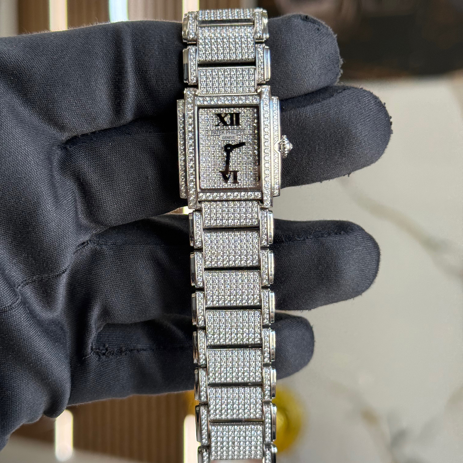 Patek Philippe 4909/50G Full Set - Image 6