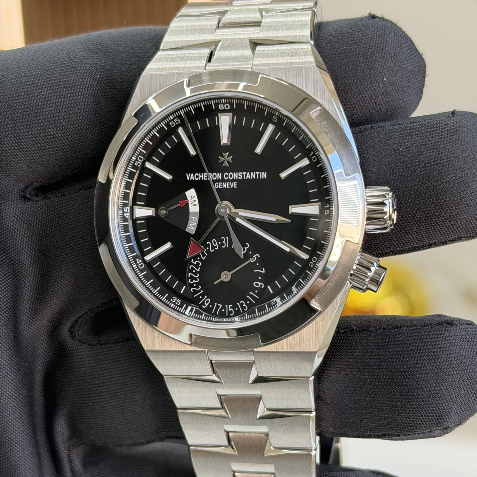 Vacheron Constantin Overseas Dual Time 7920V/210A-B546 — 2026 - Image 3