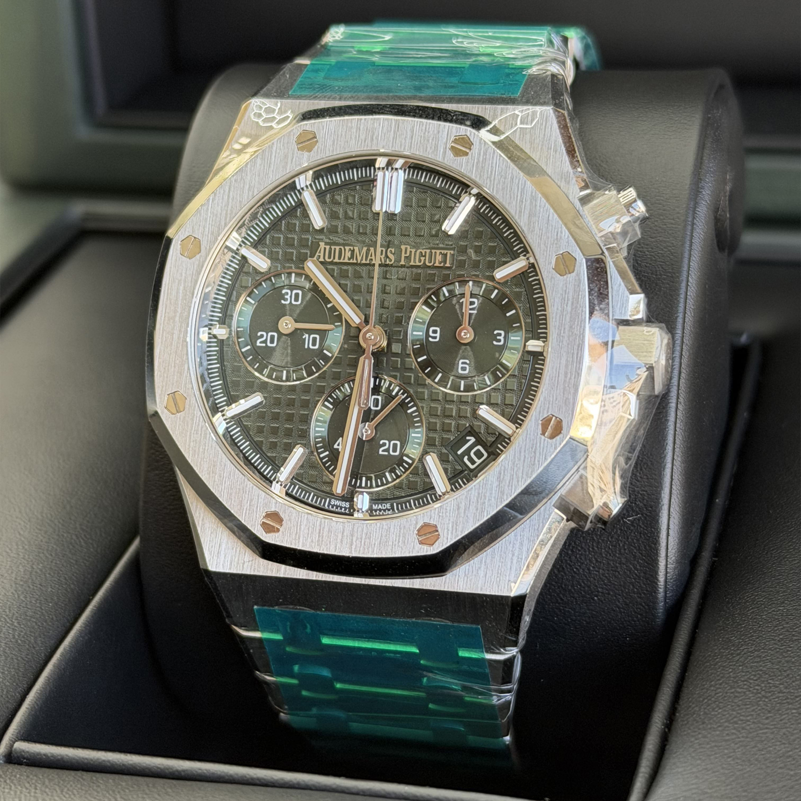 Audemars Piguet Royal Oak Chronograph 26240ST — 2023 - Image 3
