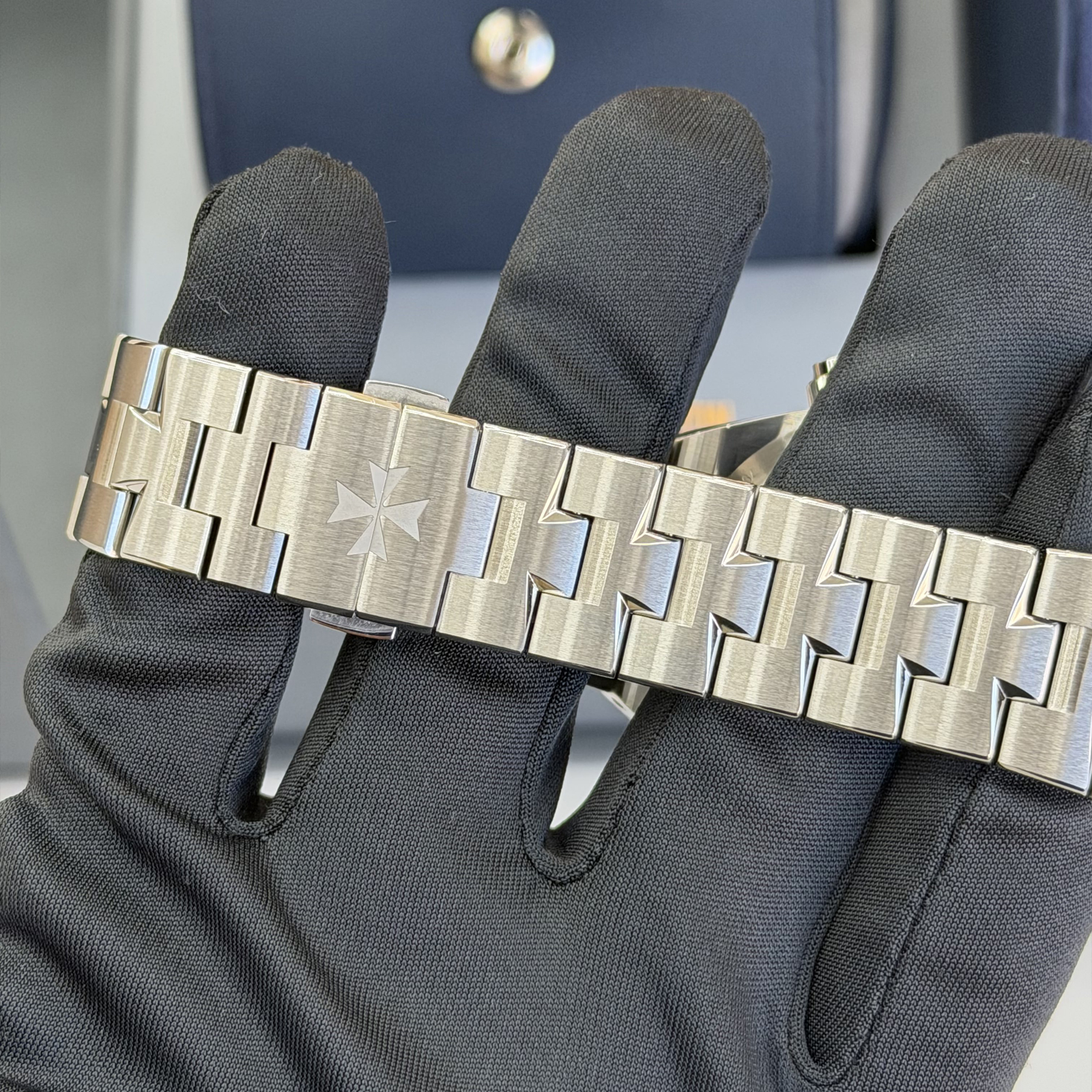 Vacheron Constantin Overseas Dual Time 7920V/210A-B546 — 2026 - Image 7