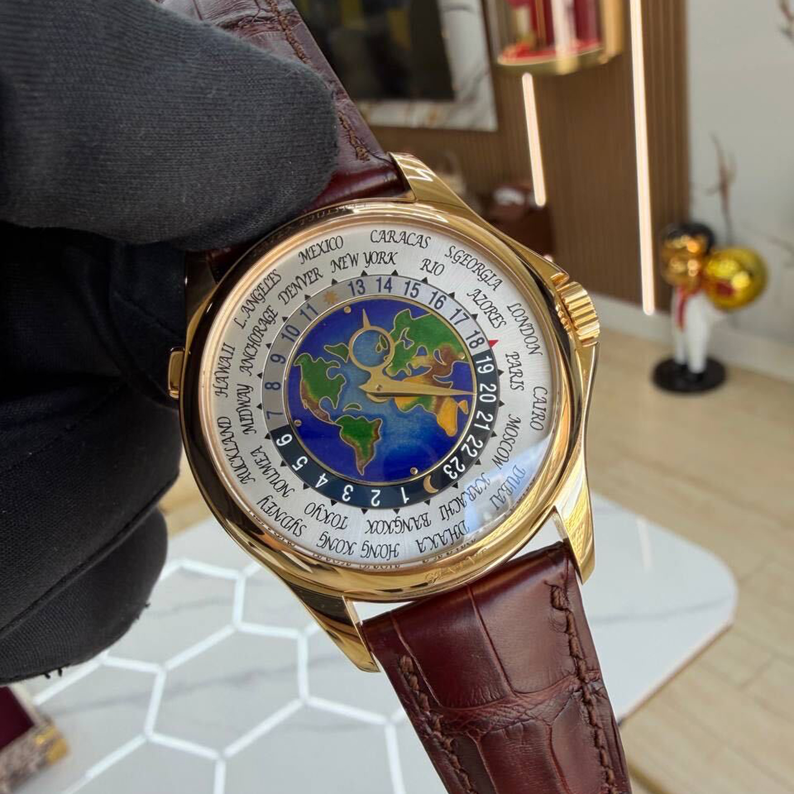 Patek Philippe Complications World Time Ref. 5131J - Image 6