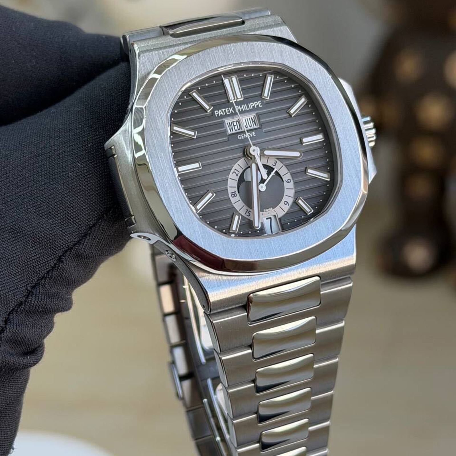 Patek Philippe Nautilus Annual Calendar Ref. 5726/1A — 2015 - Image 6